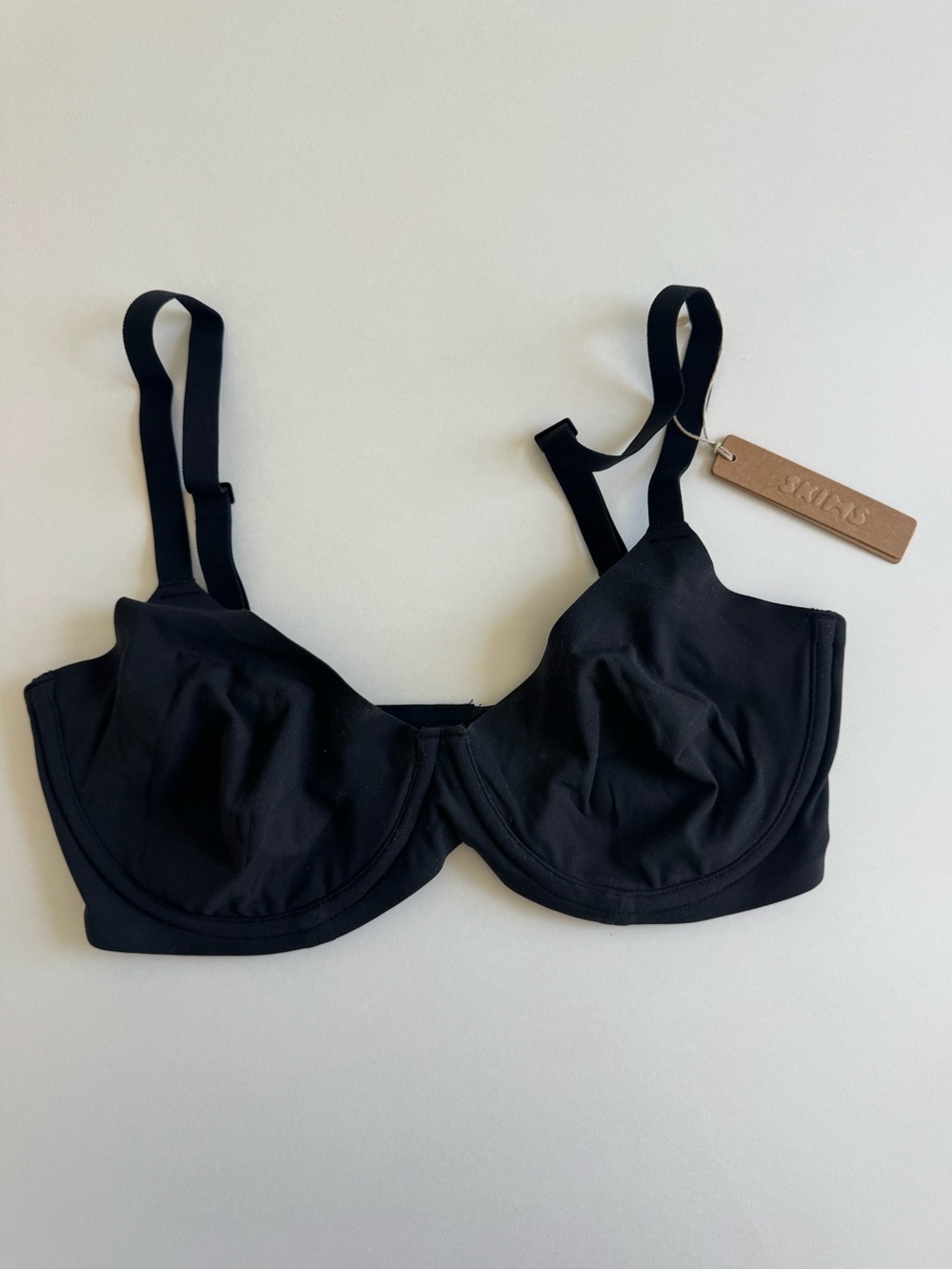 SKIMS Black Underwire Bra with Adjustable Straps